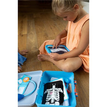 Load image into Gallery viewer, Doctor's kit
